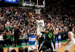 包含塔图姆在曼联比赛中表现优异，出色防守引发热议！的词条-球速官网