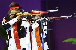 射击赛场再起风云:东城赤兔队火力全开关中火箭队,新援首秀制胜全面提速抢占先机(在市场竞争中抢占先机赢得主动生存)-球速体育