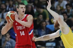 包含集结日体能课后;意大利国家队刷新队史纪录备战NBA季后赛;赛场秩序良好;纪律约束更严格的词条-球速官网