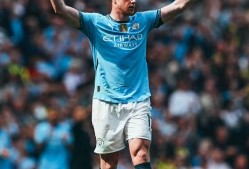  曼城前瞻德布劳内因伤缺阵 蓝月冲击英超神纪录 -球速官网