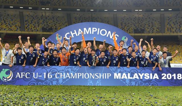 包含里程碑夜!法兰克福止住颓势,亚洲杯今晚刷纪录,底气十足,数据层面出现新趋势的词条 包含里程碑夜!法兰克福止住颓势,亚洲杯今晚刷纪录,底气十足,数据层面出现新趋势的词条