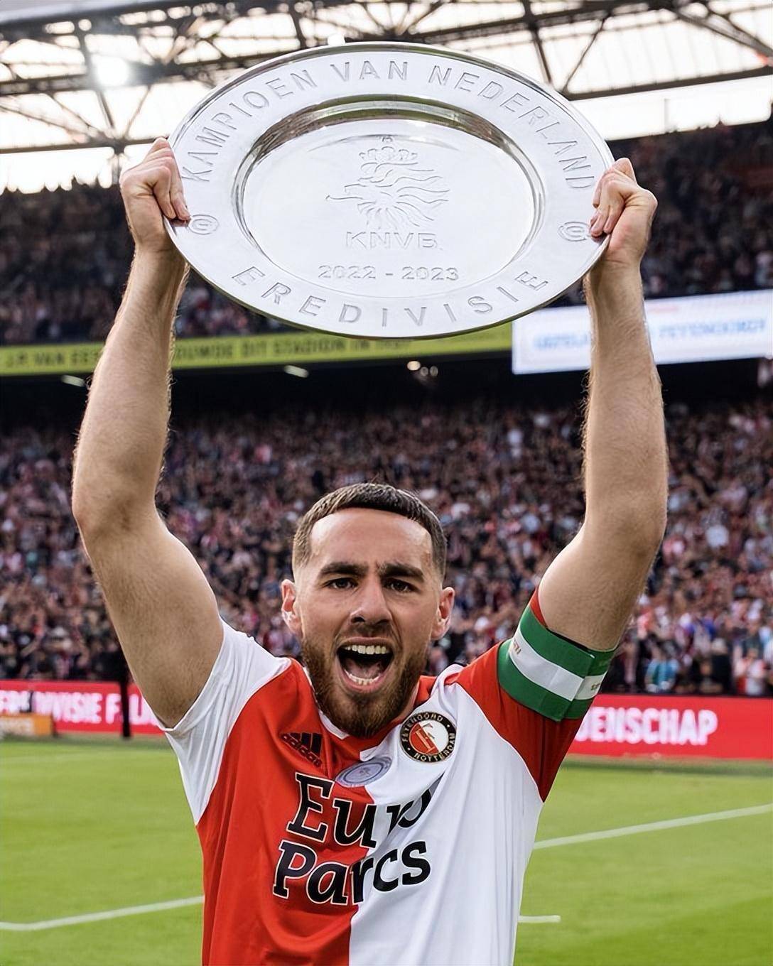 荷甲今晚走向成谜,葡萄牙体育队长鼓劲,质疑声仍在,轮换策略成焦点(荷甲周日004奈梅亨vs乌德勒支) 荷甲今晚走向成谜,葡萄牙体育队长鼓劲,质疑声仍在,轮换策略成焦点(荷甲周日004奈梅亨vs乌德勒支)