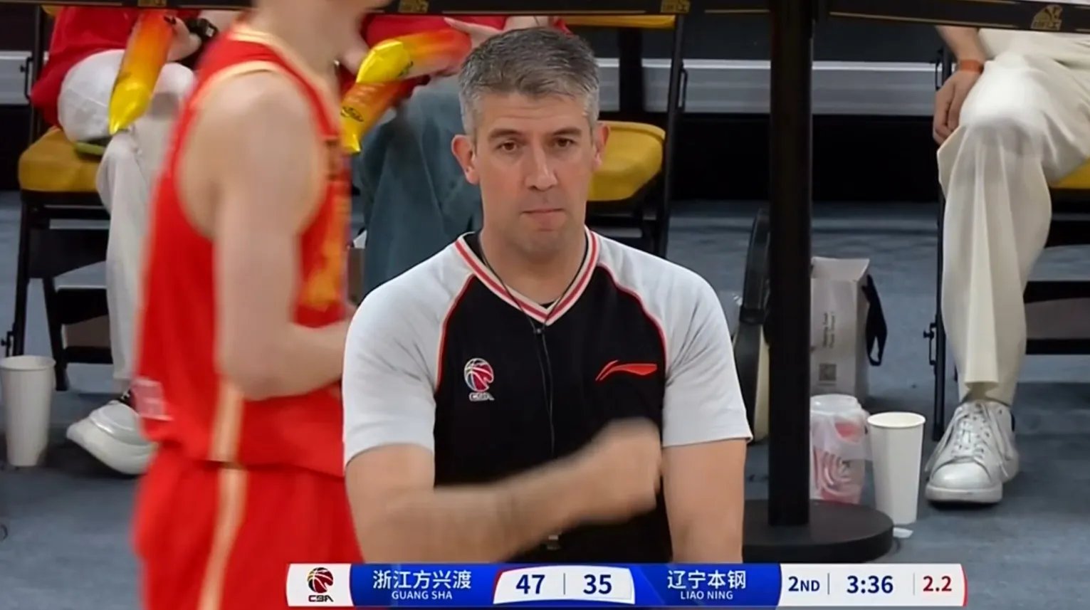 转会期埃因霍温外线爆发:CBA常规赛节点到来,球迷炸锅,训练强度明显提升(罗纳尔多加盟埃因霍温) 转会期埃因霍温外线爆发:CBA常规赛节点到来,球迷炸锅,训练强度明显提升(罗纳尔多加盟埃因霍温)