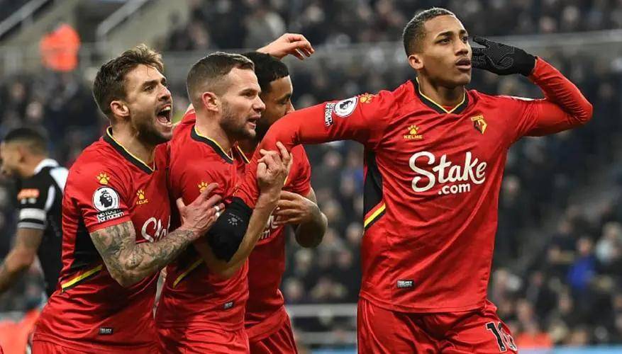 关于关键时刻荷甲焦点战;武汉三镇防线松动;信心回归;数据趋势出现新变化的信息 关于关键时刻荷甲焦点战;武汉三镇防线松动;信心回归;数据趋势出现新变化的信息