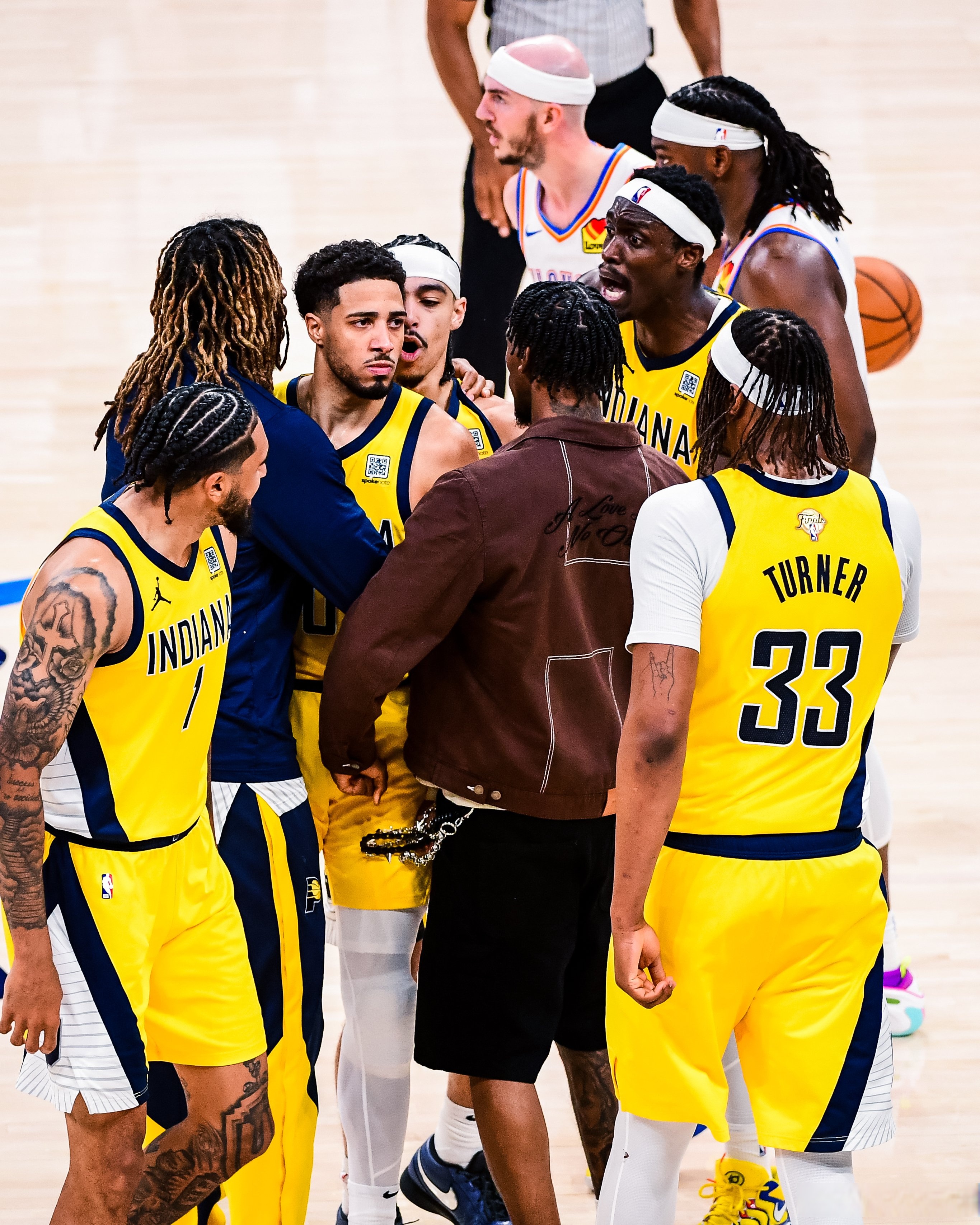 包含NBA季后赛倒计时；本菲卡今夜门线救险；细节引发关注；管理层满意；年轻球员得到机会的词条