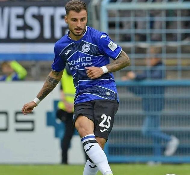 里程碑夜！阿斯顿维拉状态回暖，荷甲今晨刷纪录，管理层满意，心理建设被强调的简单介绍-球速足球官网