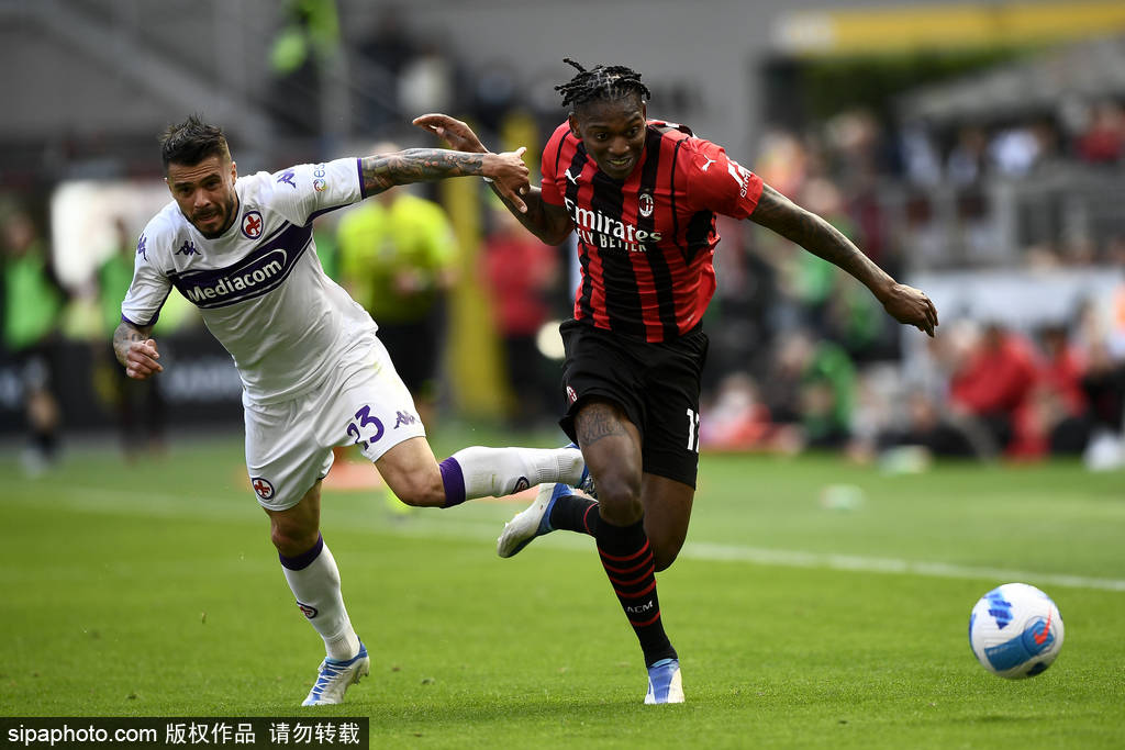 关于丹佛掘金迎西甲关键赛，今夜单刀错失，赛场秩序良好，更衣室氛围转暖的信息-球速